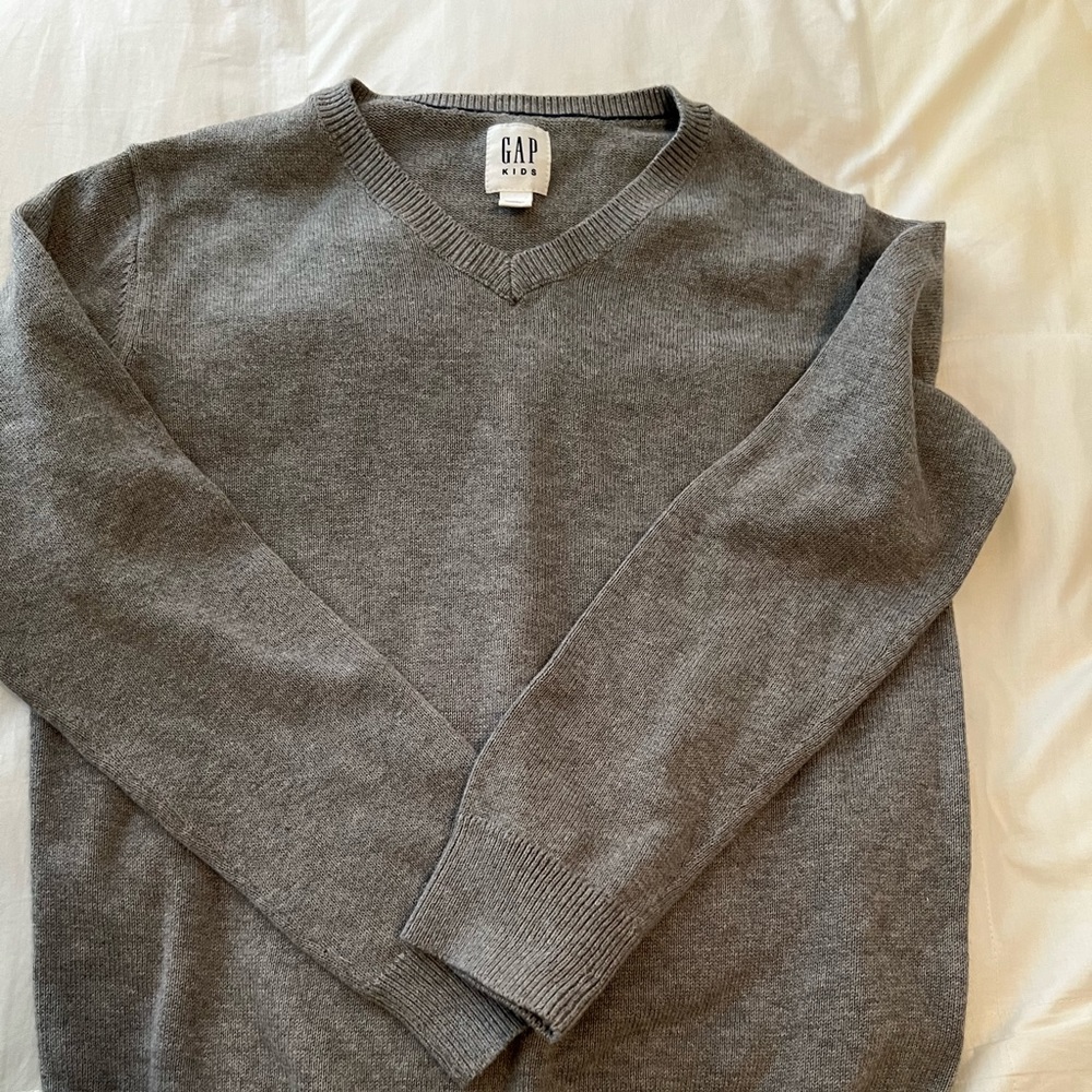Boys v-neck sweater